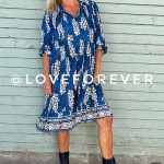 Lucy tunic fra Love forever. Her i fargen blue.
